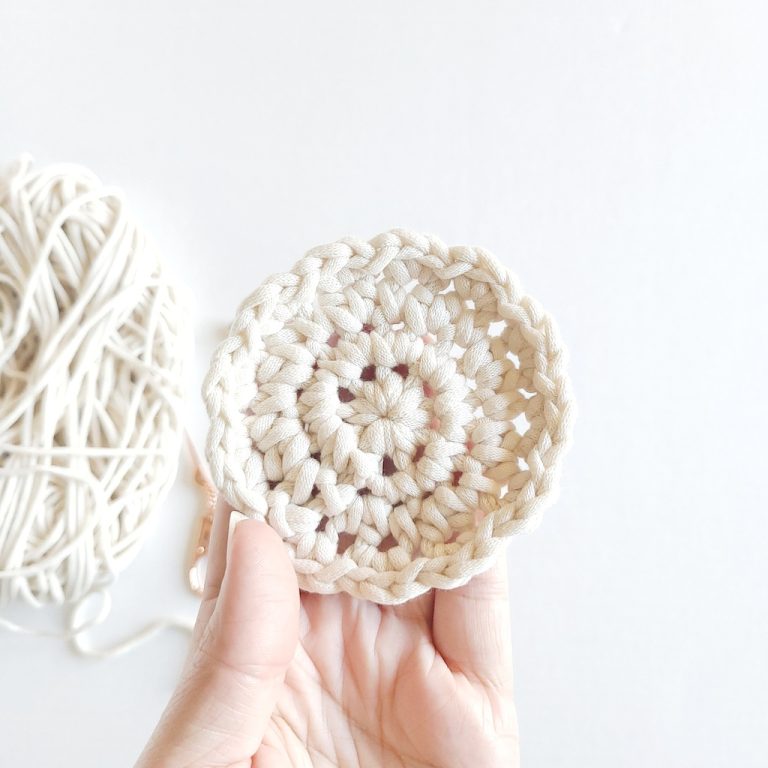 Bernat 'Maker Home Dec' Details & Crochet Patterns - Easy Crochet Patterns